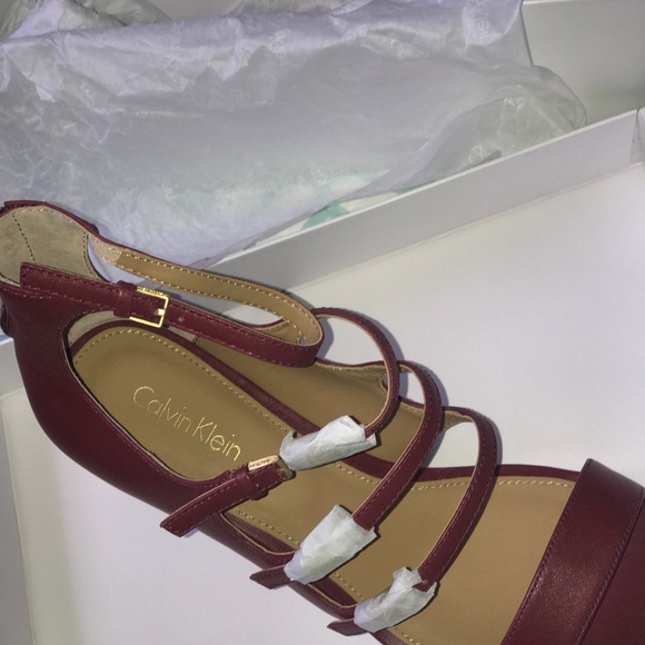 Calvin Klein Heels ( Size 7 Women ) - Picture 2 of 4